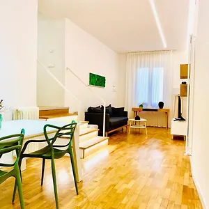 http://nima-oberdan-house.hotels-perugia.com